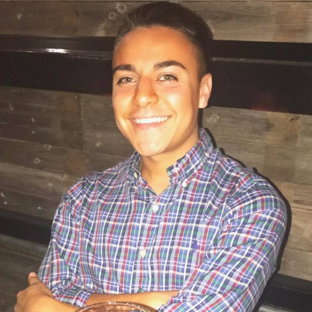 Meet your Posher, Adan